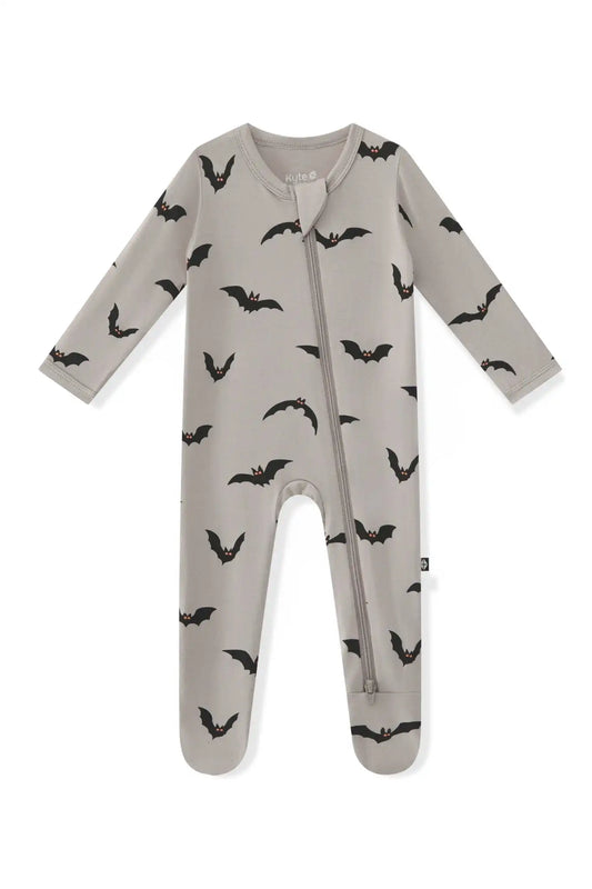 Zippered Footie in Bats
