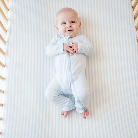 Crib Sheet in Small Mist Stripe